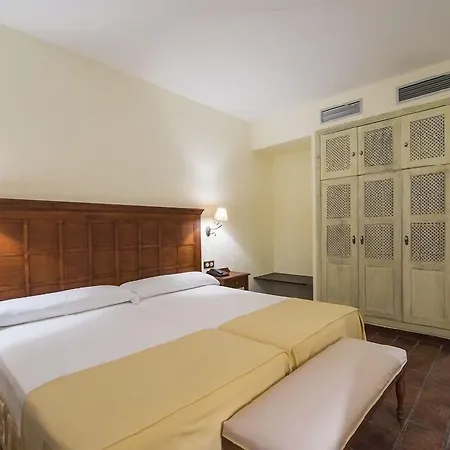 Hospedium Cortijo Santa Cruz Hotell 4*
