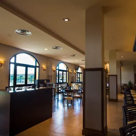 Hospedium Cortijo Santa Cruz 4*