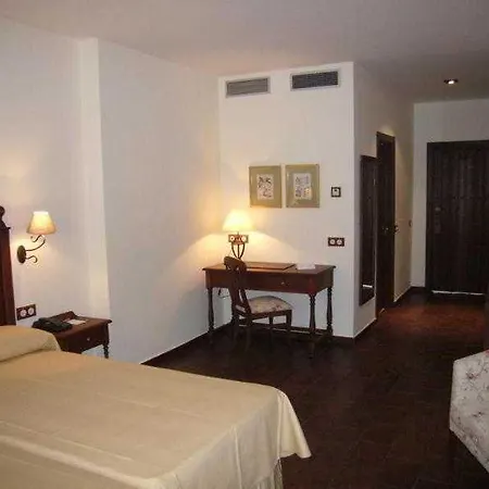 Hospedium Cortijo Santa Cruz