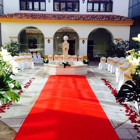 Hospedium Cortijo Santa Cruz Hotel 4*