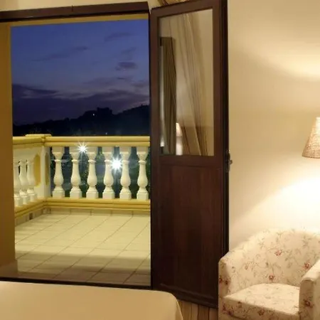 Hospedium Cortijo Santa Cruz Hotel