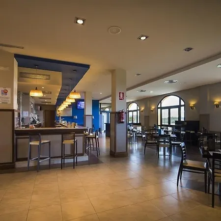 Hospedium Cortijo Santa Cruz 4*