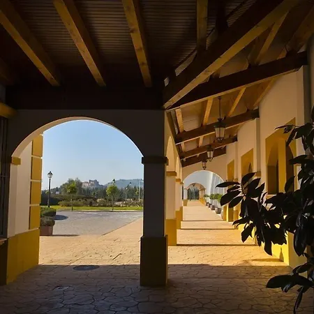 Hospedium Cortijo Santa Cruz 4*