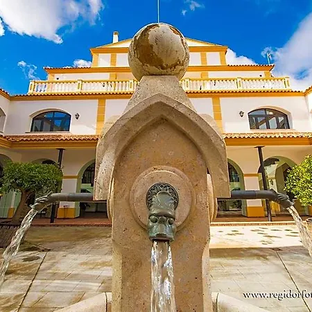 Hospedium Cortijo Santa Cruz 4*