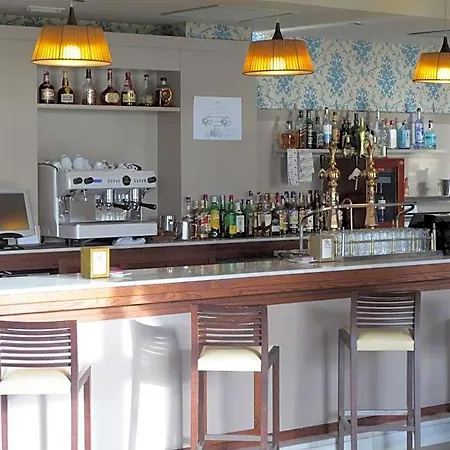 Hospedium Cortijo Santa Cruz 호텔 4*