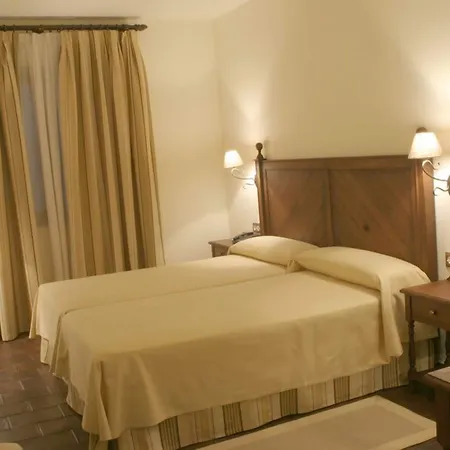 Отель Hospedium Cortijo Santa Cruz Вильянуэва-де-ла-Серена