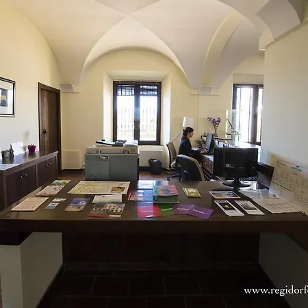 Hospedium Cortijo Santa Cruz 4*