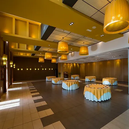 Hospedium Cortijo Santa Cruz Hotel 4*