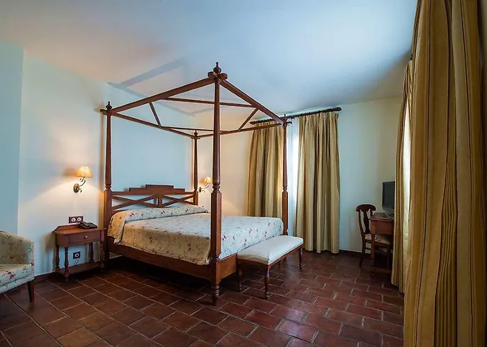 Hospedium Cortijo Santa Cruz Hotel