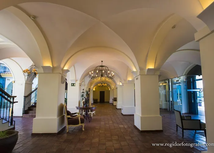 Hospedium Cortijo Santa Cruz 4*