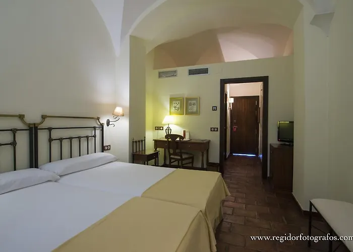 Hospedium Cortijo Santa Cruz