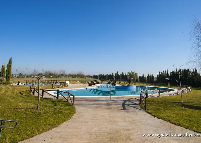 Hospedium Cortijo Santa Cruz Hotel