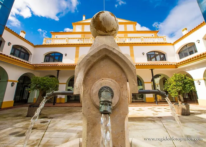 Hospedium Cortijo Santa Cruz Hotel