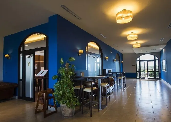 Hospedium Cortijo Santa Cruz Hotel