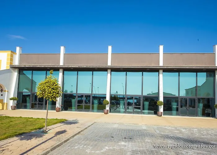 Hospedium Cortijo Santa Cruz Hotel 4*