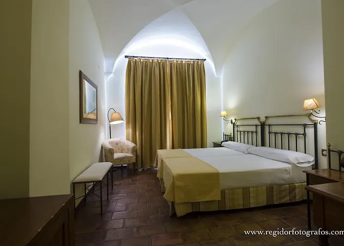 Hotel Hospedium Cortijo Santa Cruz 4*