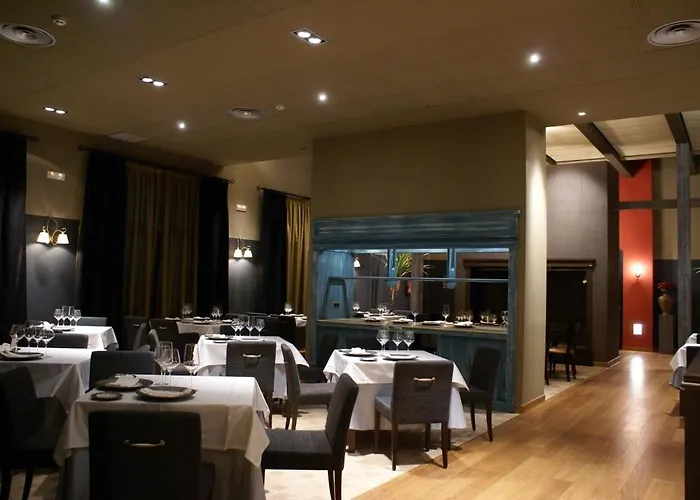 Hospedium Cortijo Santa Cruz Hotel 4*